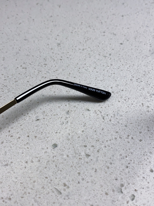 ルイヴィトンサングラス着用イメージ